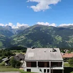 ホテル Surselva