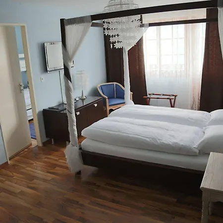 Hotel Surselva Surcuolm