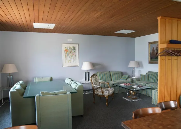 Hotel Surselva Surcuolm