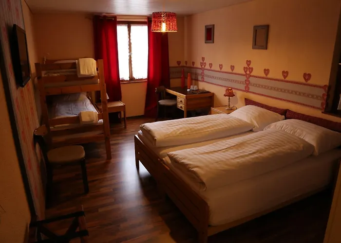 Hotel Surselva Surcuolm