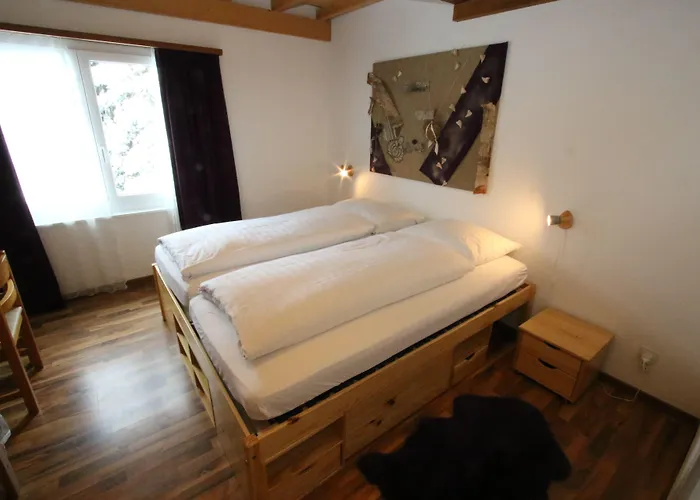 Surselva 3* سوركولم