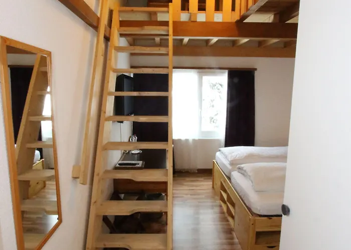 Hotel Surselva Surcuolm