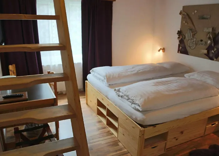 فندق Surselva 3*