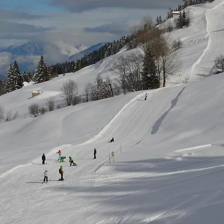 Surselva Szálloda 3*