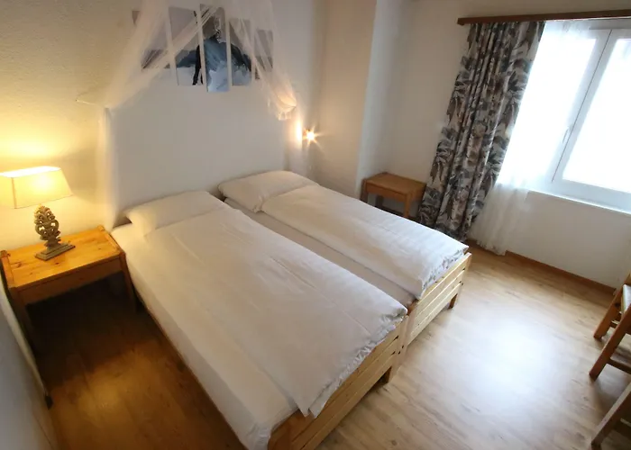 Hotel Surselva Surcuolm