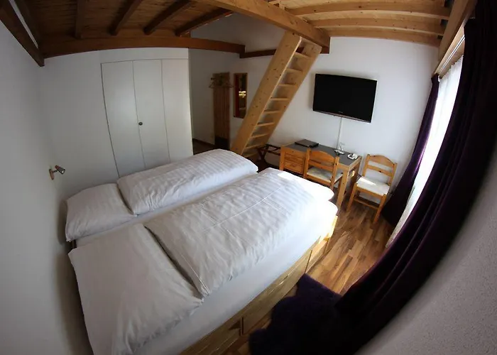 Surselva Hotel Surcuolm